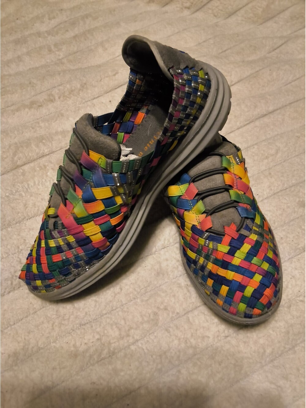 Bernie Mev Rainbow Woven Slip-On Shoes Size 8,5